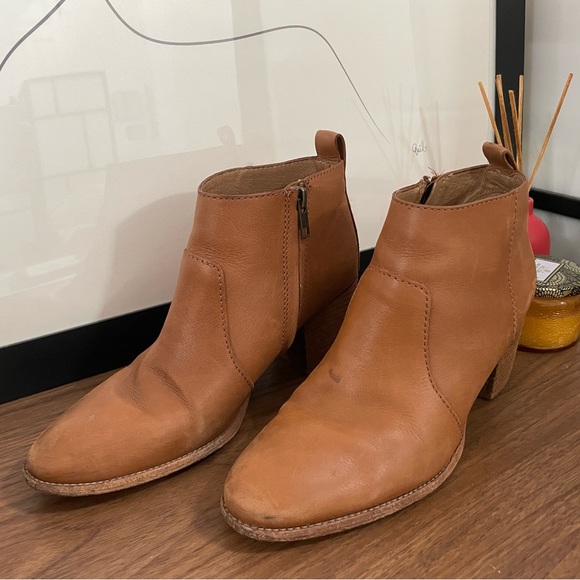 Madewell Genuine Leather Brenner Boot - Picture 2 of 4